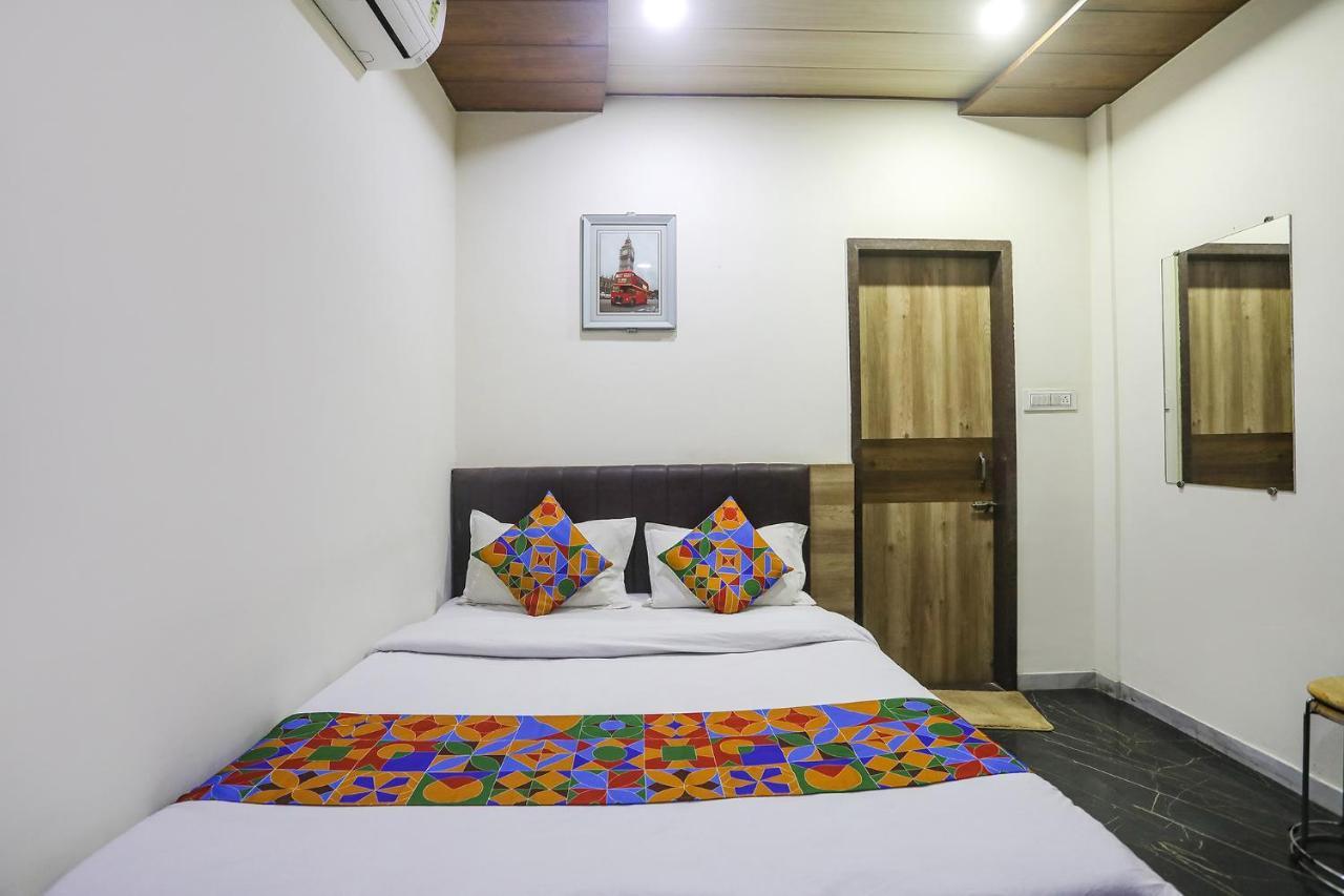 Fabhotel Vedanta Inn - Nr Sitabudli Fort Nagpur Exterior photo